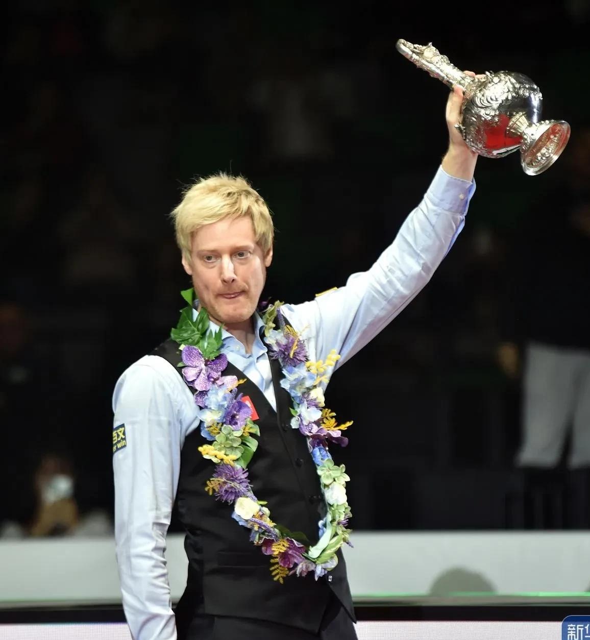 更是粉丝们 更是粉丝们